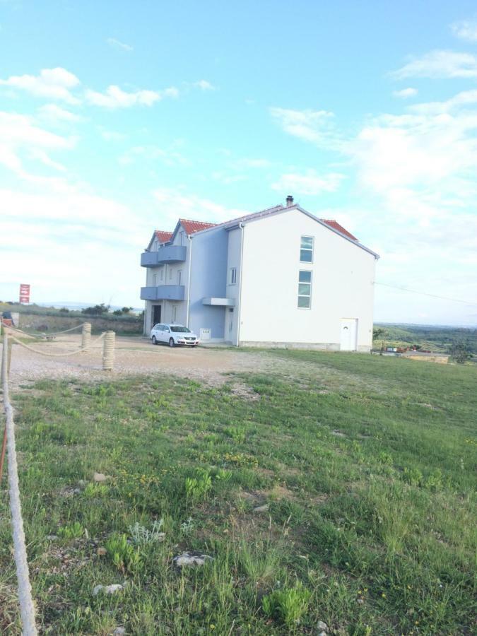 Apartmani Niko 1 Radovin 外观 照片